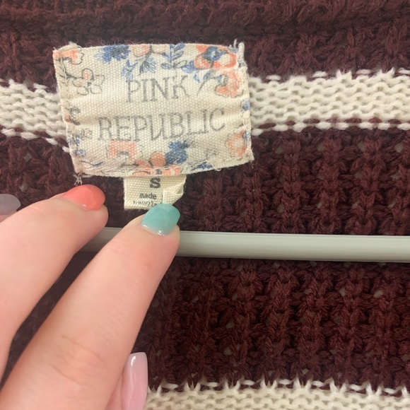 Sweater - Picture 2 of 3